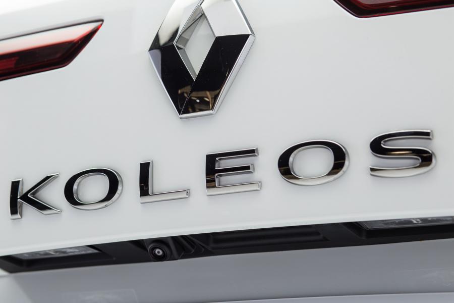 Логотип Renault Koleos 2017 года  (LA) (фото 36 из 40)